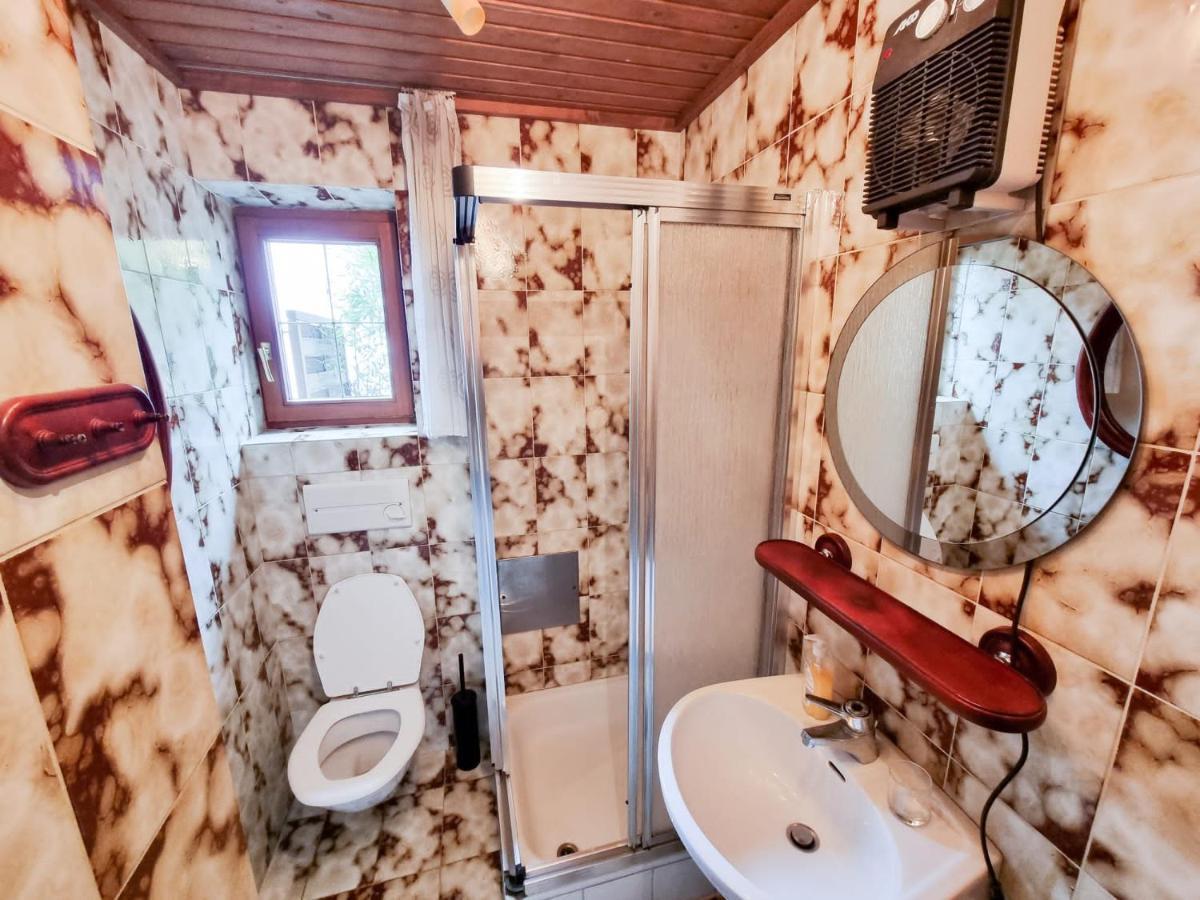 Ruhige Wohnung Mit Schoenem Eigengarten In Seeboden Am Millstaettersee Eksteriør bilde